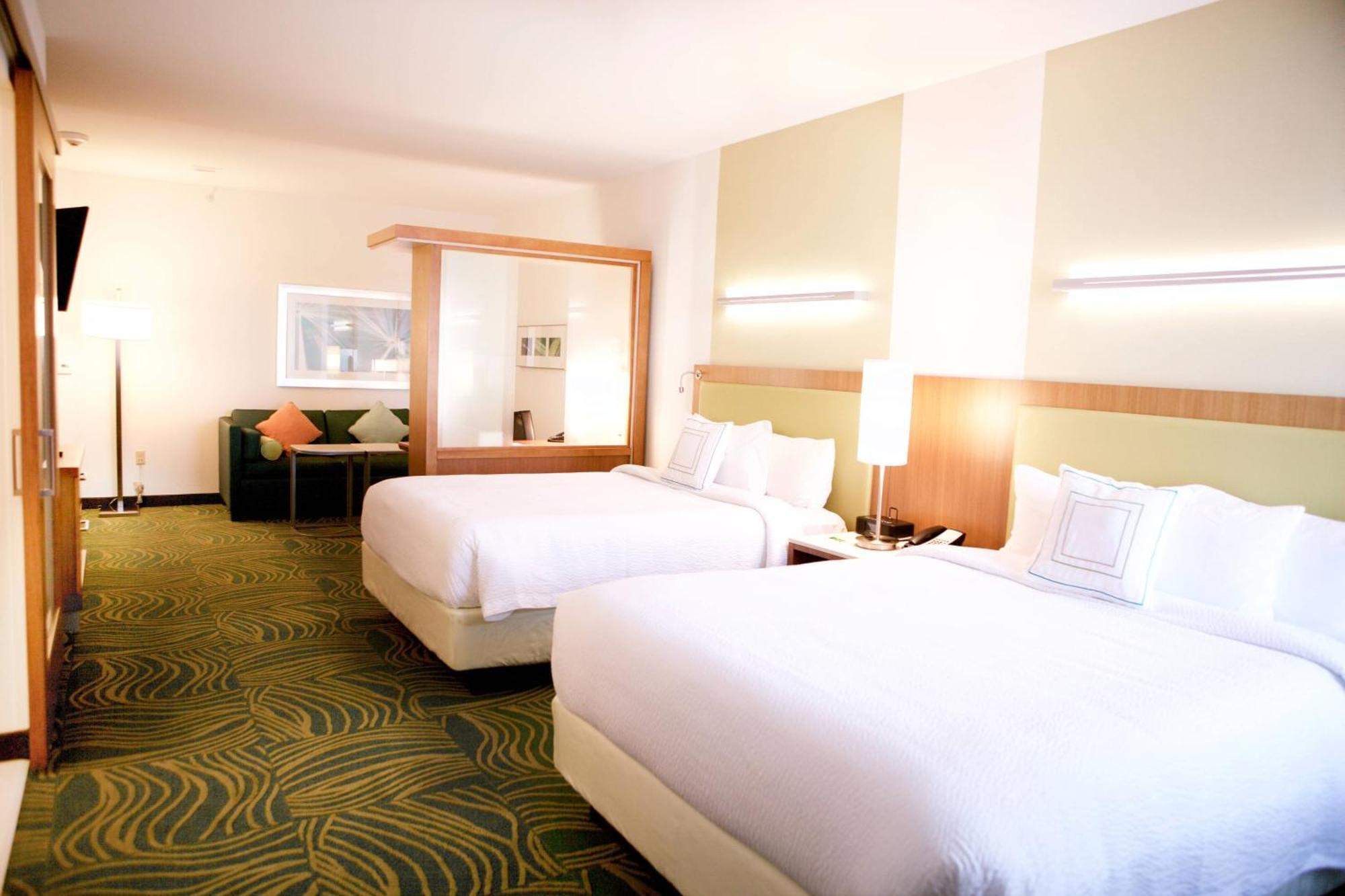 Springhill By Marriott Airport Hotel 3*