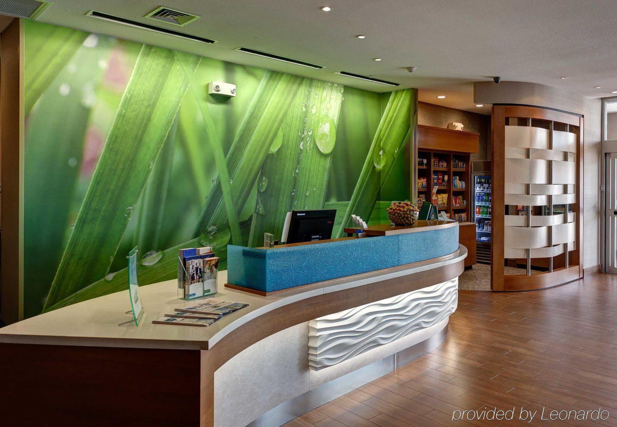 Hotel Springhill By Marriott Airport 3*